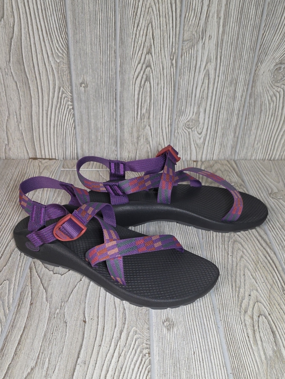 Chaco Z/1 Classic Sandals Vibrant Purple Multi-Colored Geo Print Womens 12 NEW